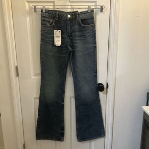 ZARA Flare Jeans Low Rise Blue Women’s Size 8 Regular Length Denim NWT